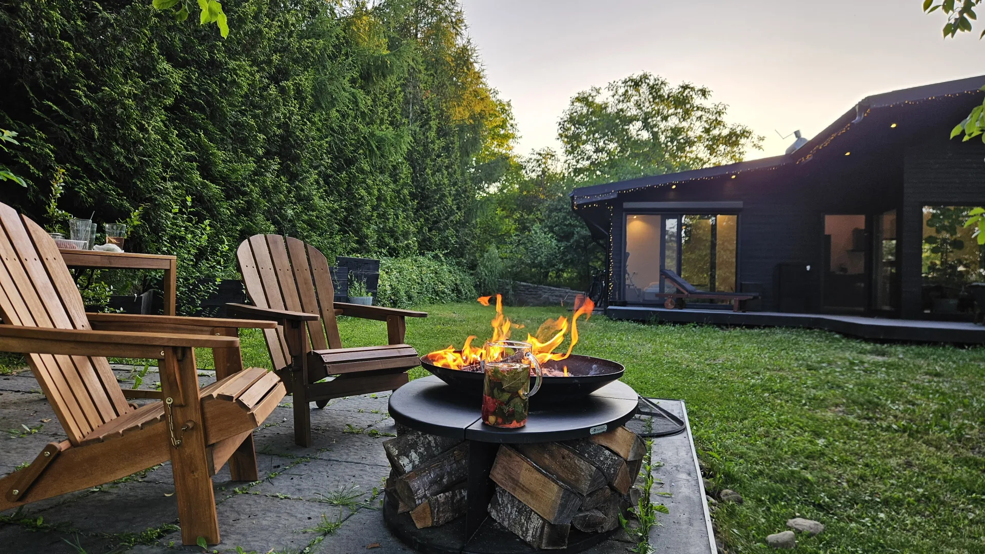 Black Walnut House (cozy indoor/outdoor fireplace) - imagine 4